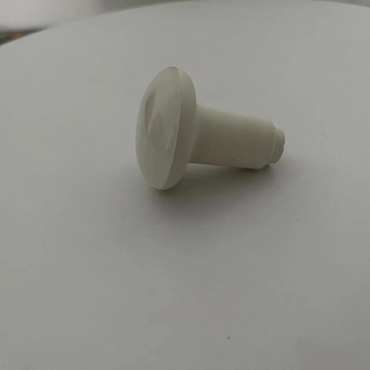 Manufacturer's Direct Selling Candle Lamp Holder E12 Screw Base LED Lamp Accessory Cup Housing Kit - Image 4