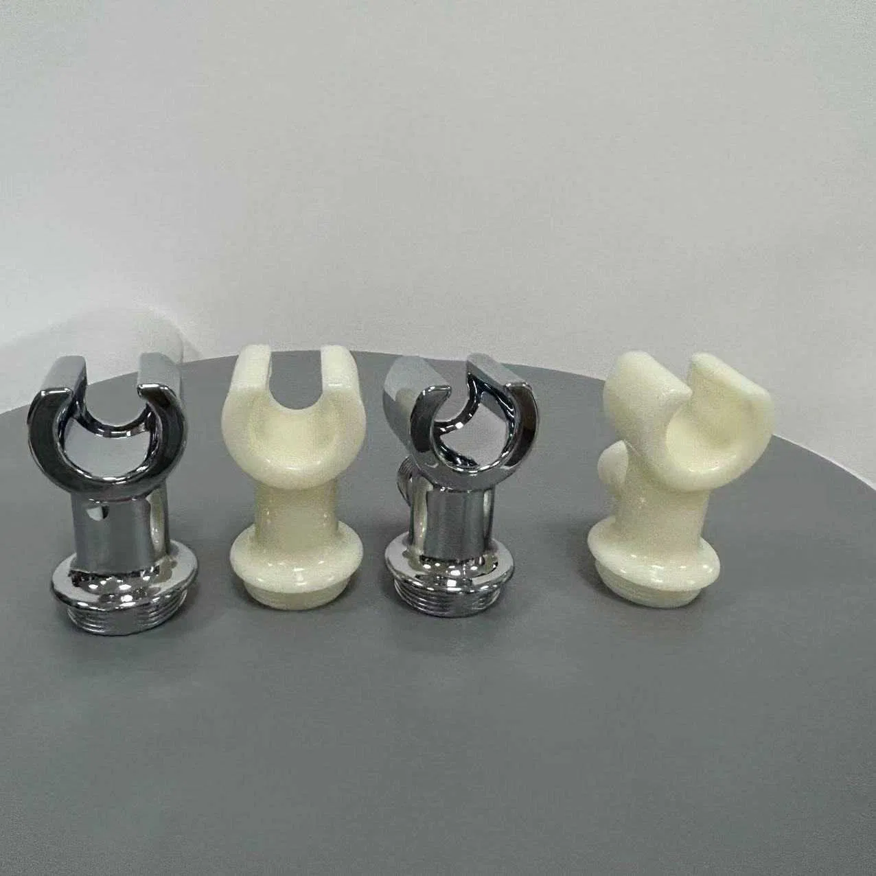 OEM/ODM Plumbing Fittings Plastic Bathroom Chrome Surface Bathroom Accessories