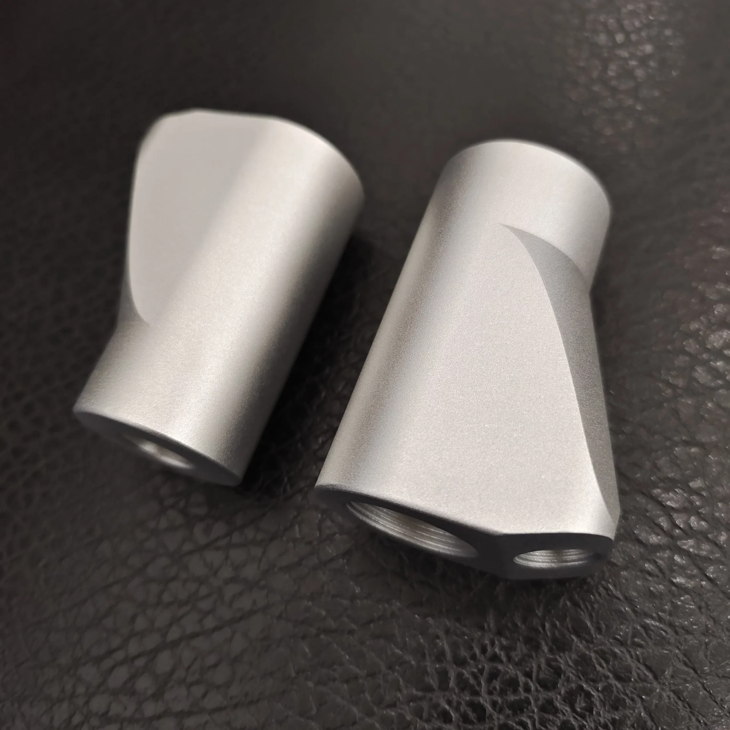 Threaded Sand Blasting of Flow Liquid Adapter for Customized Aluminum Machine Parts - Image 6